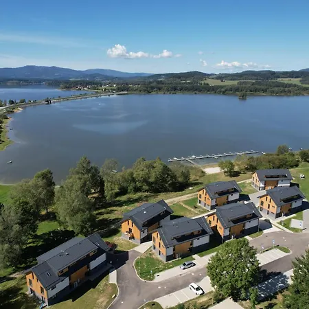 Male Lipno Černá v Pošumaví