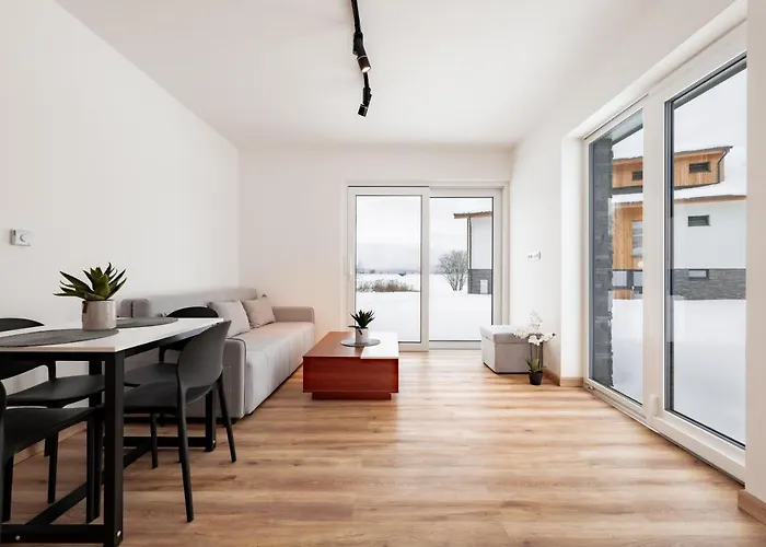 Male Lipno Apart Otel