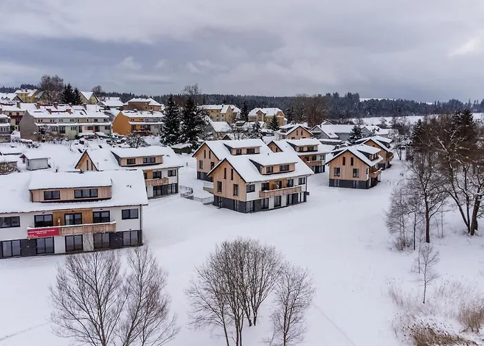 Male Lipno Apart Otel 3*
