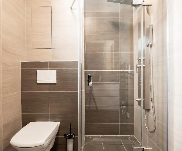 Male Lipno Apart Otel